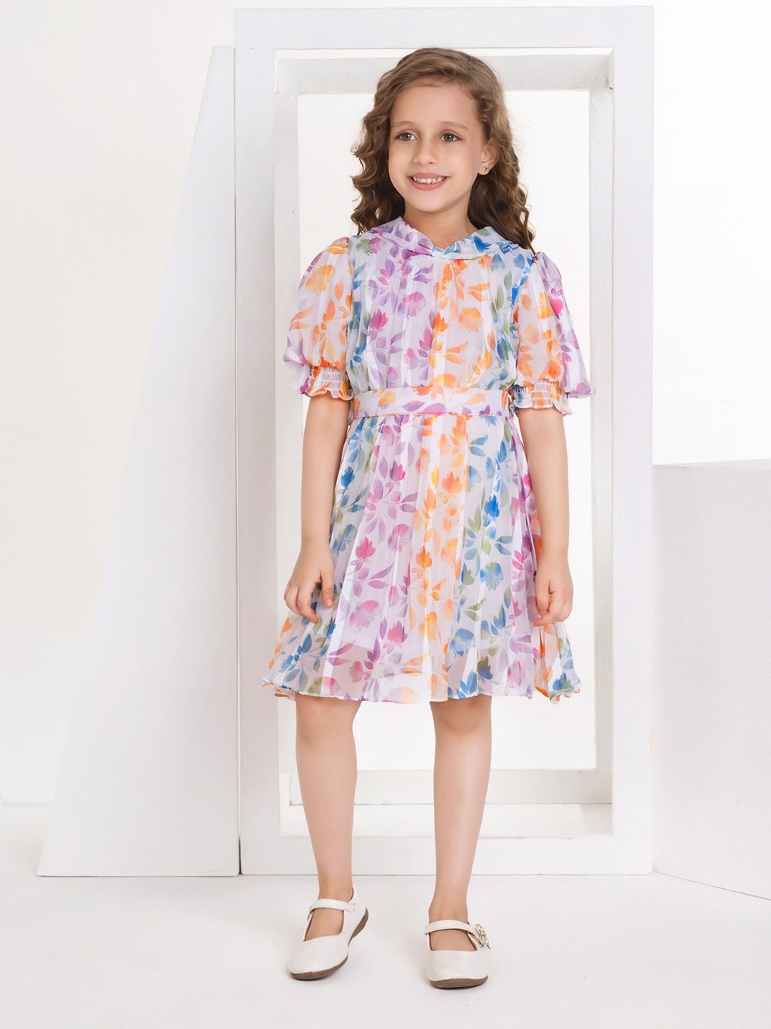 Peppermint Floral Print Puff Sleeve Fit and Flare Dress, Multi