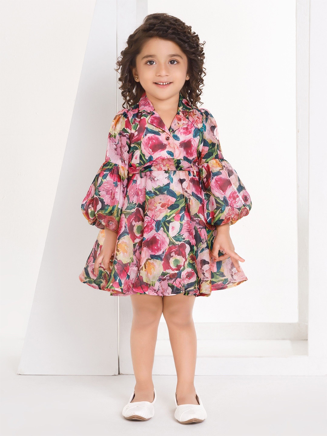 

Peppermint Floral Print Bell Sleeve Satin Fit and Flare Dress, Multi