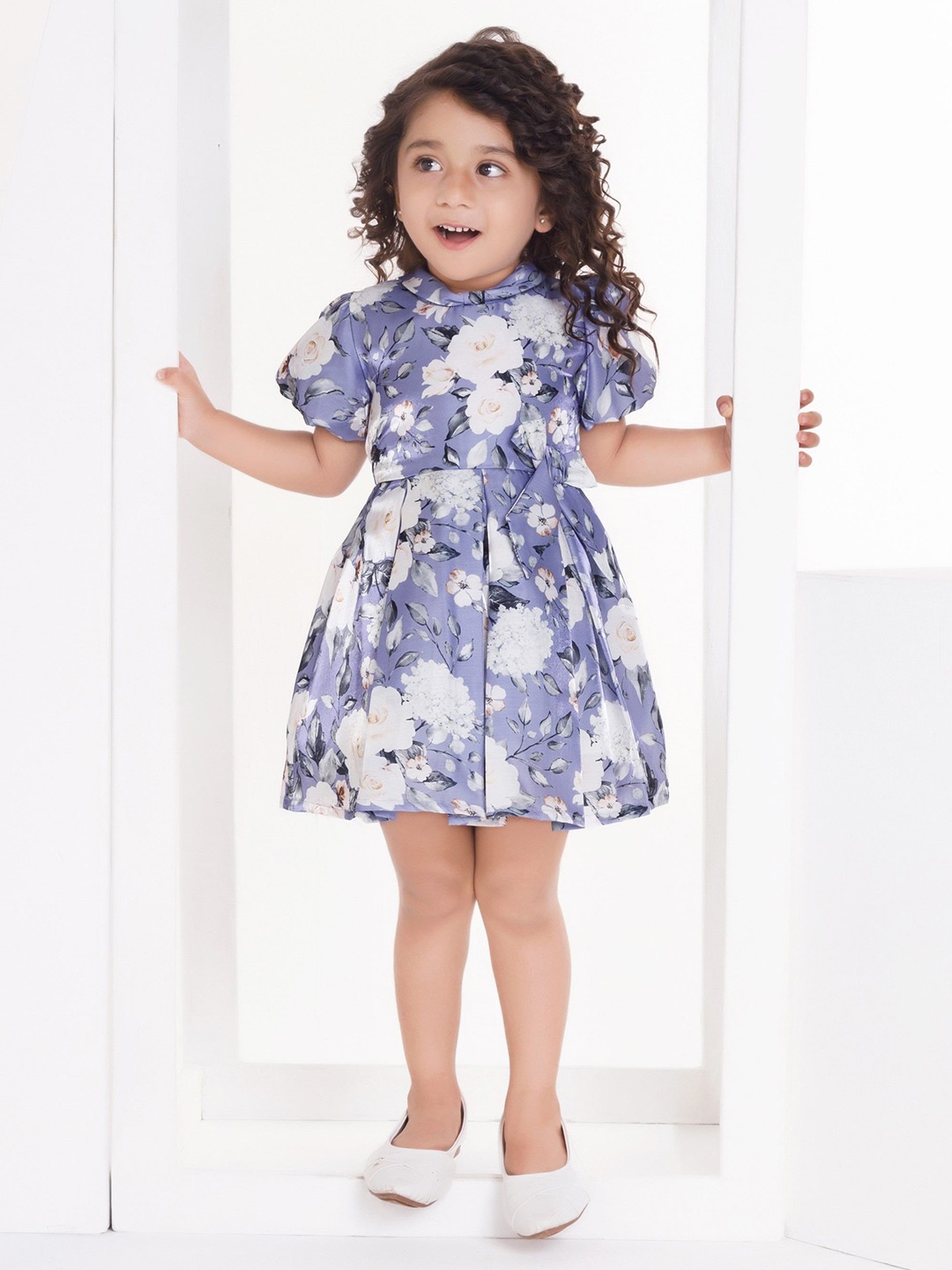 

Peppermint Floral Print Puff Sleeve Fit and Flare Dress, Purple