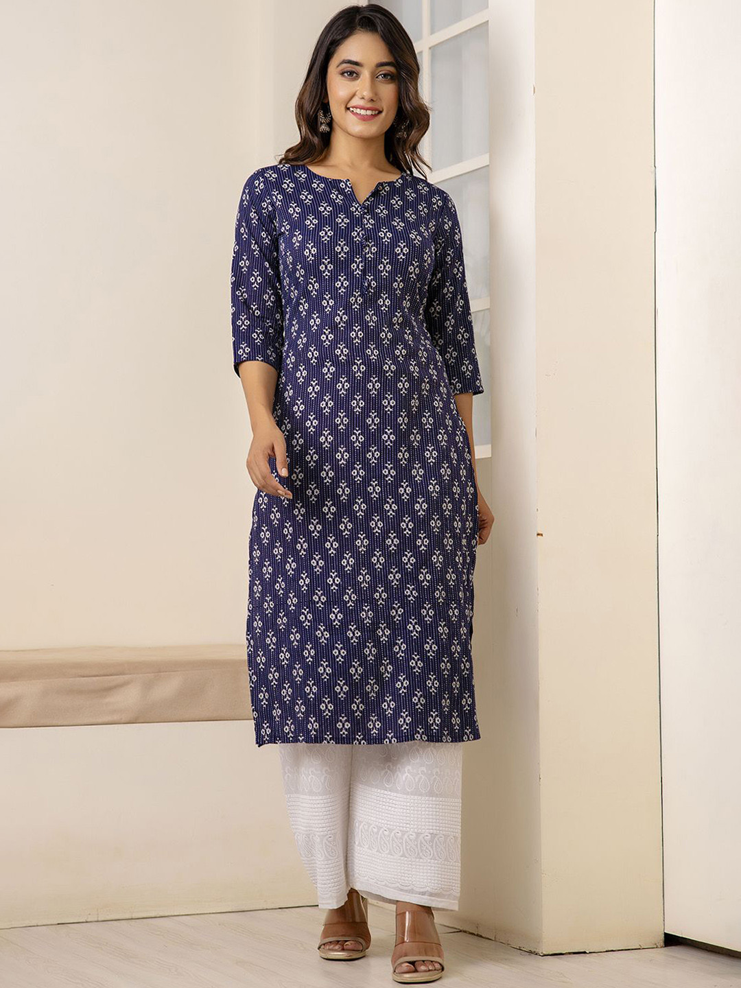 

Nayo Ethnic Motifs Printed Notch Neck Cotton Kurta, Navy blue