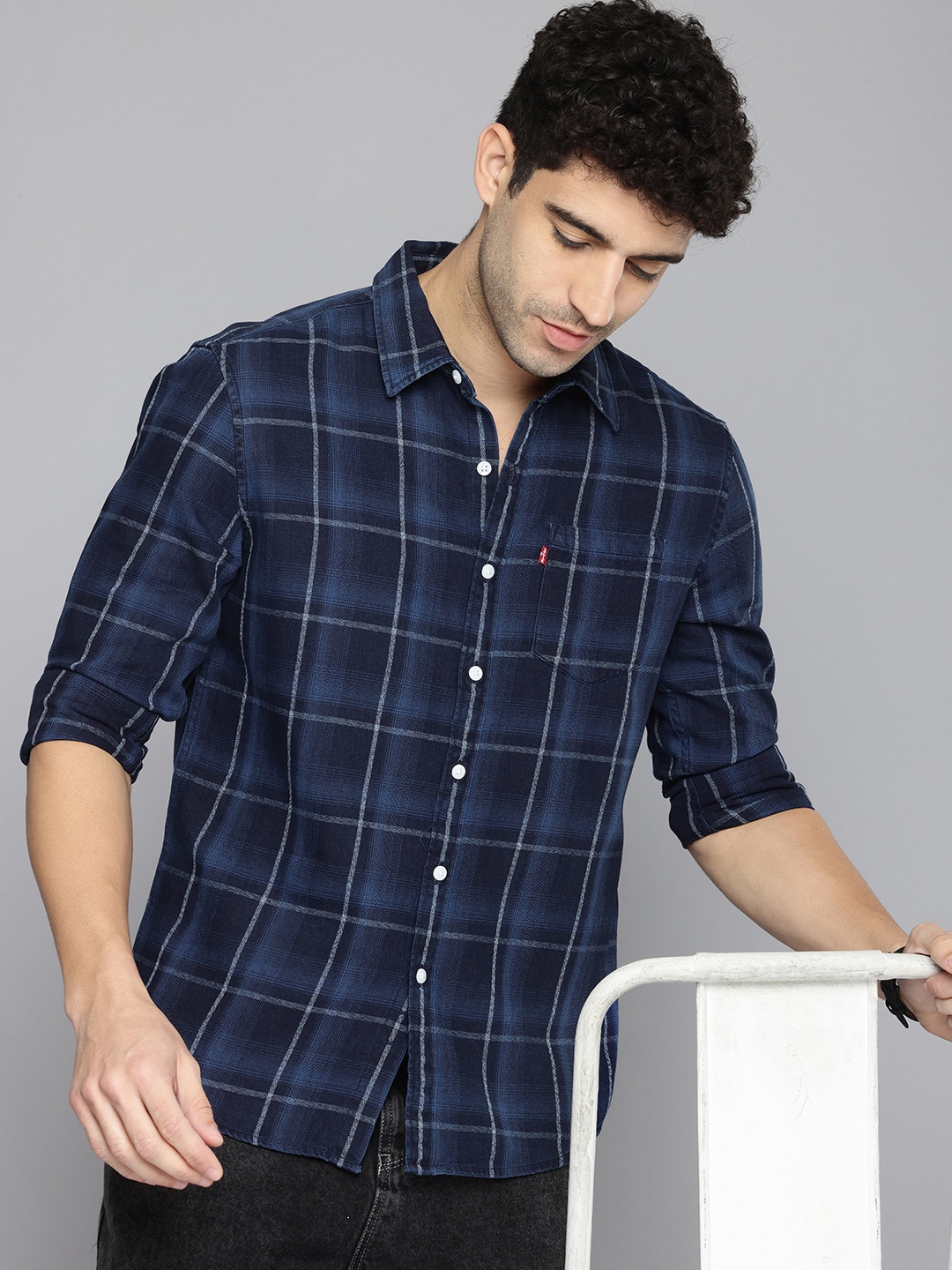 

Levis Pure Cotton Slim Fit Checked Casual Shirt, Navy blue