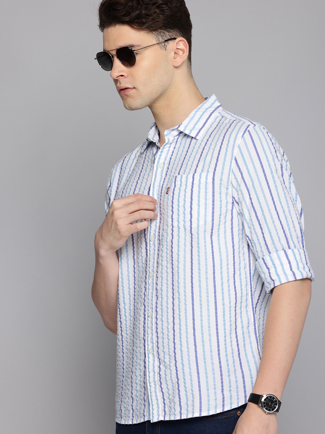 

Levis Men Striped Slim Fit Cotton Casual Shirt, White