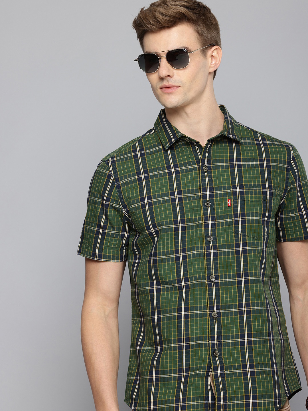 

Levis Pure Cotton Slim Fit Opaque Checked Casual Shirt, Green