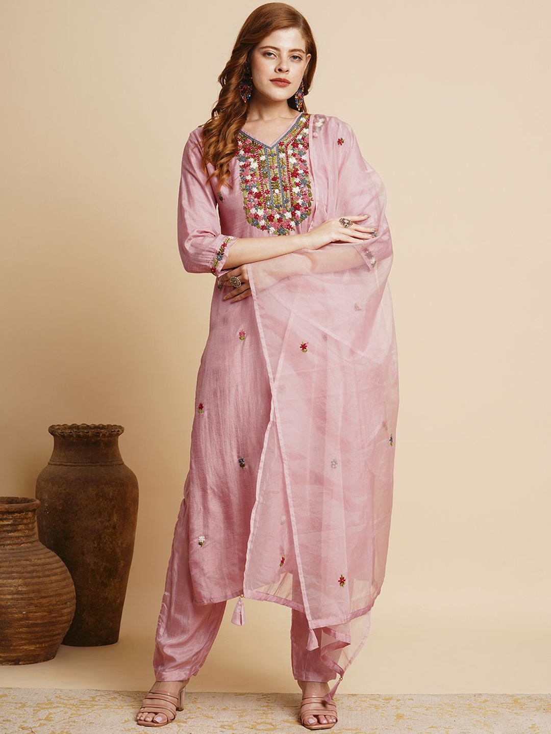 

FASHOR Floral Embroidered Sequinned Kurta With Trousers & Dupatta, Pink