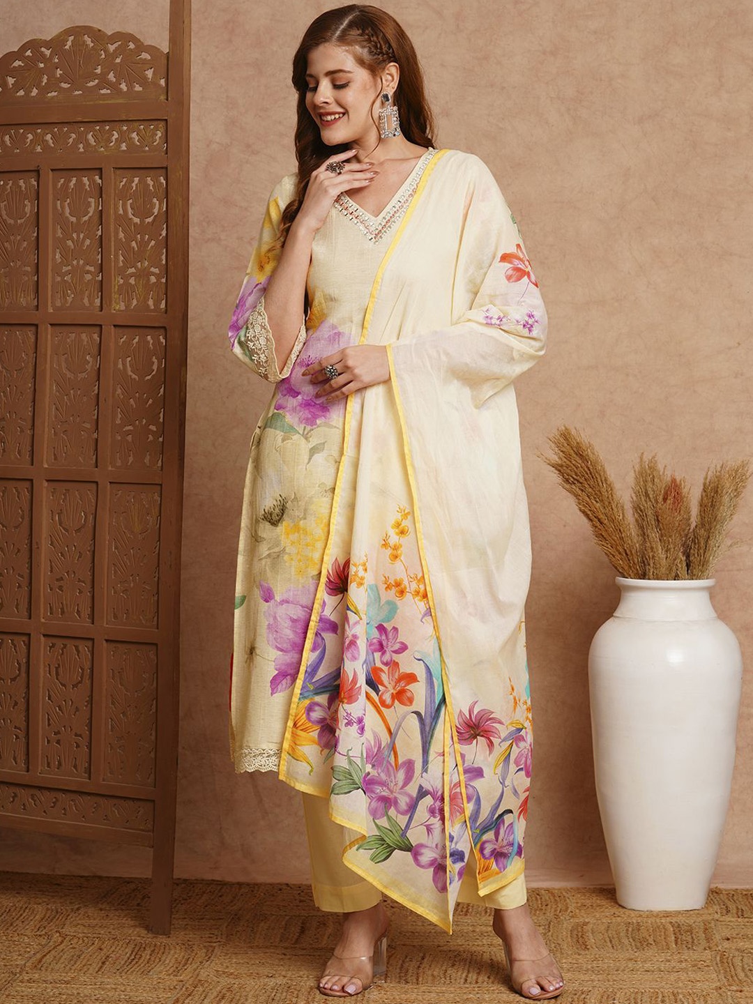 FASHOR Floral Printed Regular Thread Work Kurta With Trousers & Dupatta, Cream