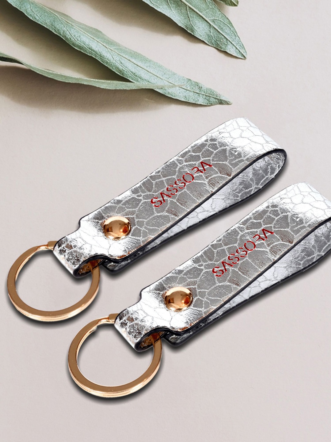 

Sassora Set of 2 Leather Key chains, Silver