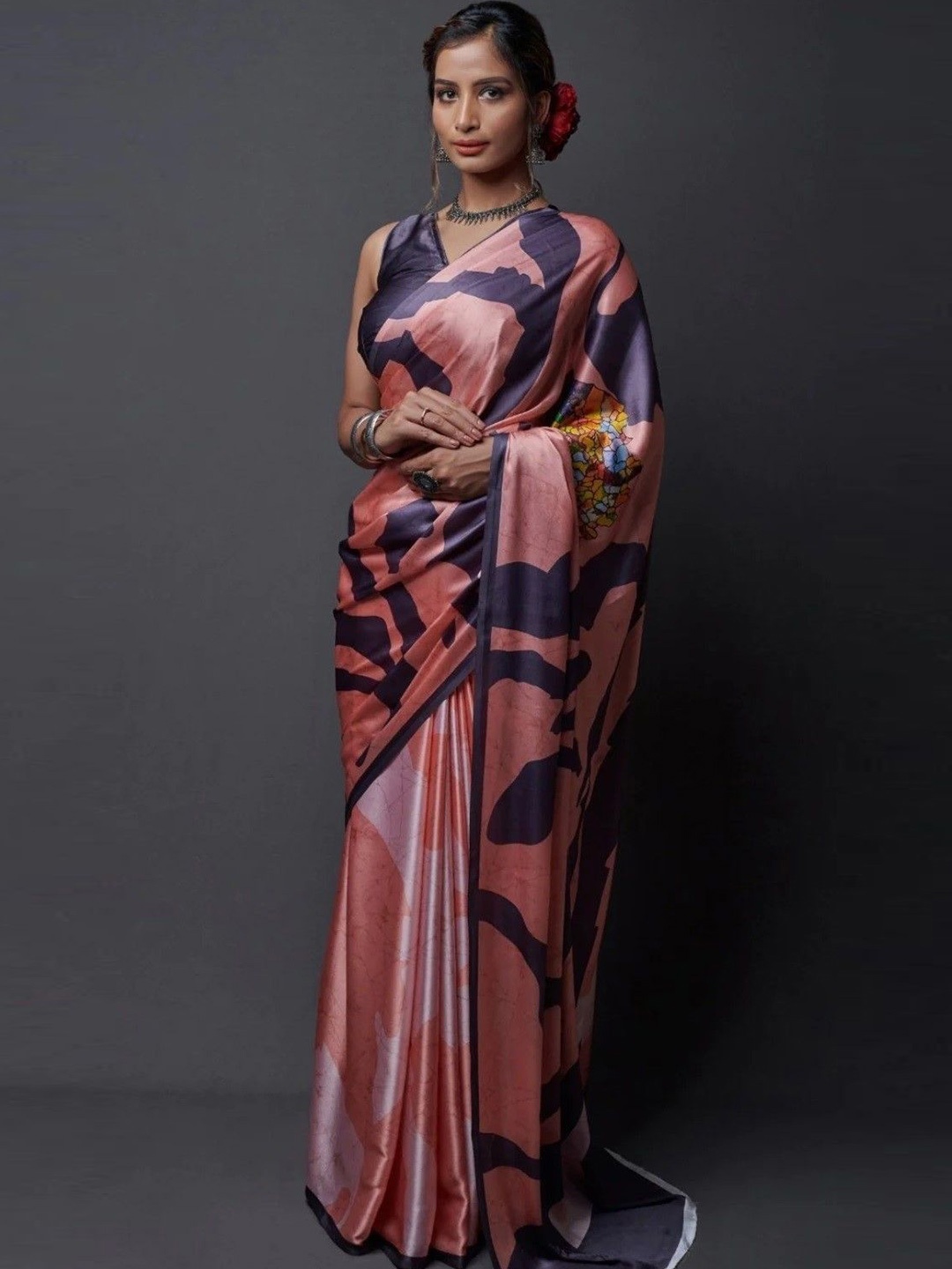 

Mitera Batik Print Saree with Blouse, Peach