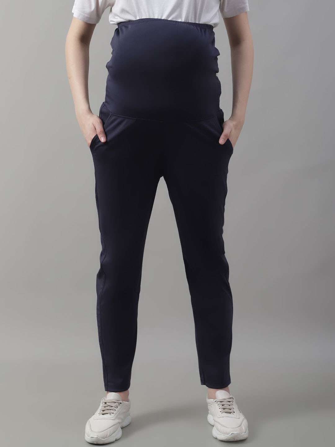 

WELL KEPT High Waist Maternity Track Pant, Navy blue