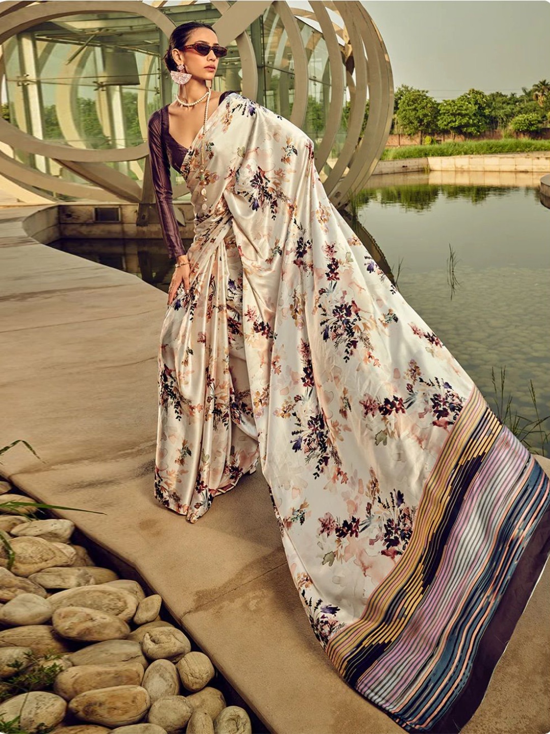 

Iris Floral Print Saree with Blouse, Cream