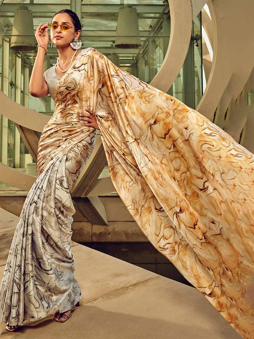

Iris Marble Print Saree with Blouse, Brown