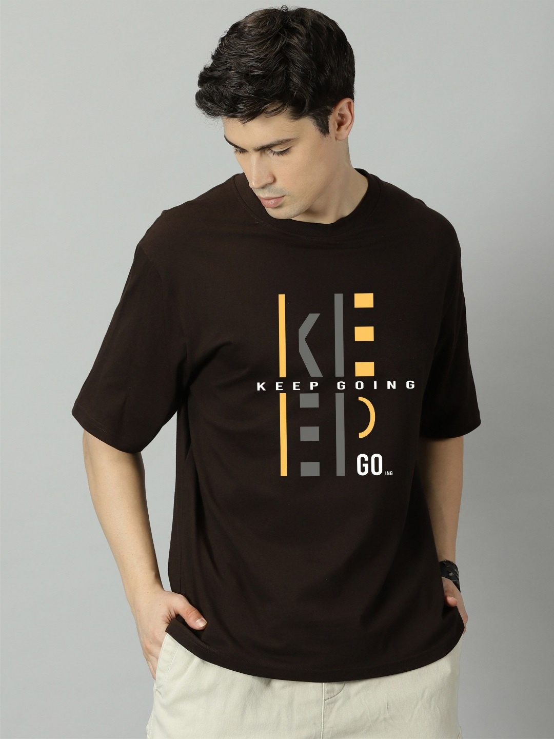

SLOWLORIS Men Typography Printed T-shirt, Coffee brown