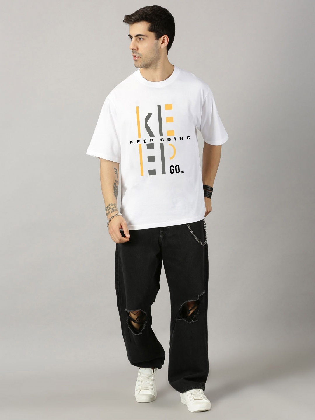 

SLOWLORIS Men Typography Printed Applique T-shirt, White