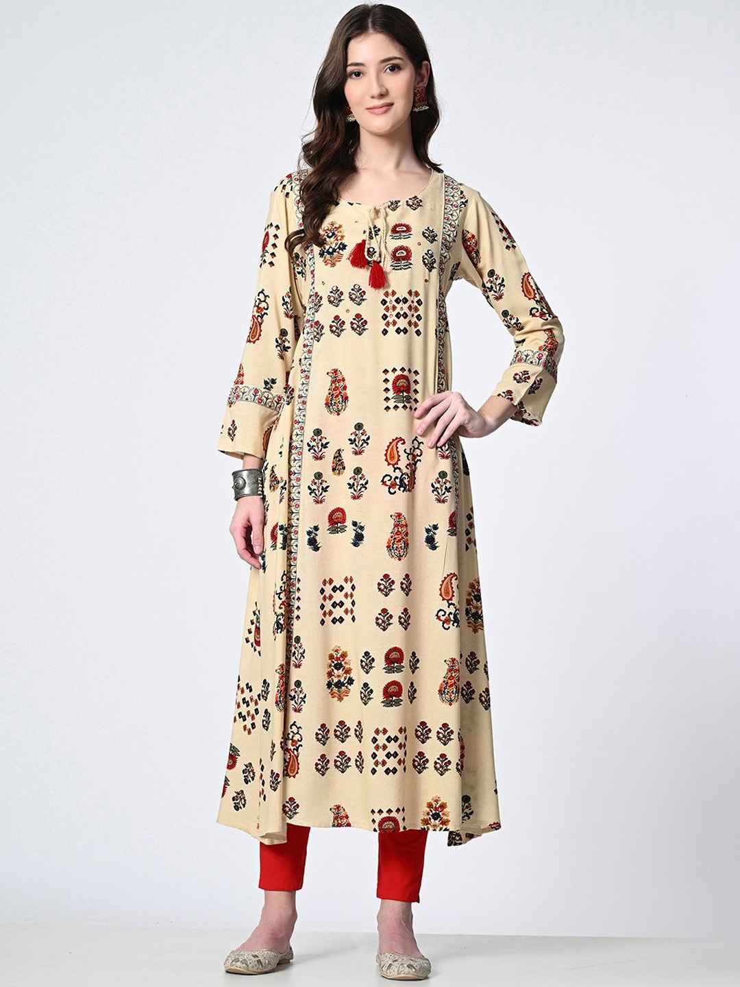 

Rue Collection Ethnic Motifs Printed Mirror Work Tie-Up Neck Cotton Straight Kurta, Brown