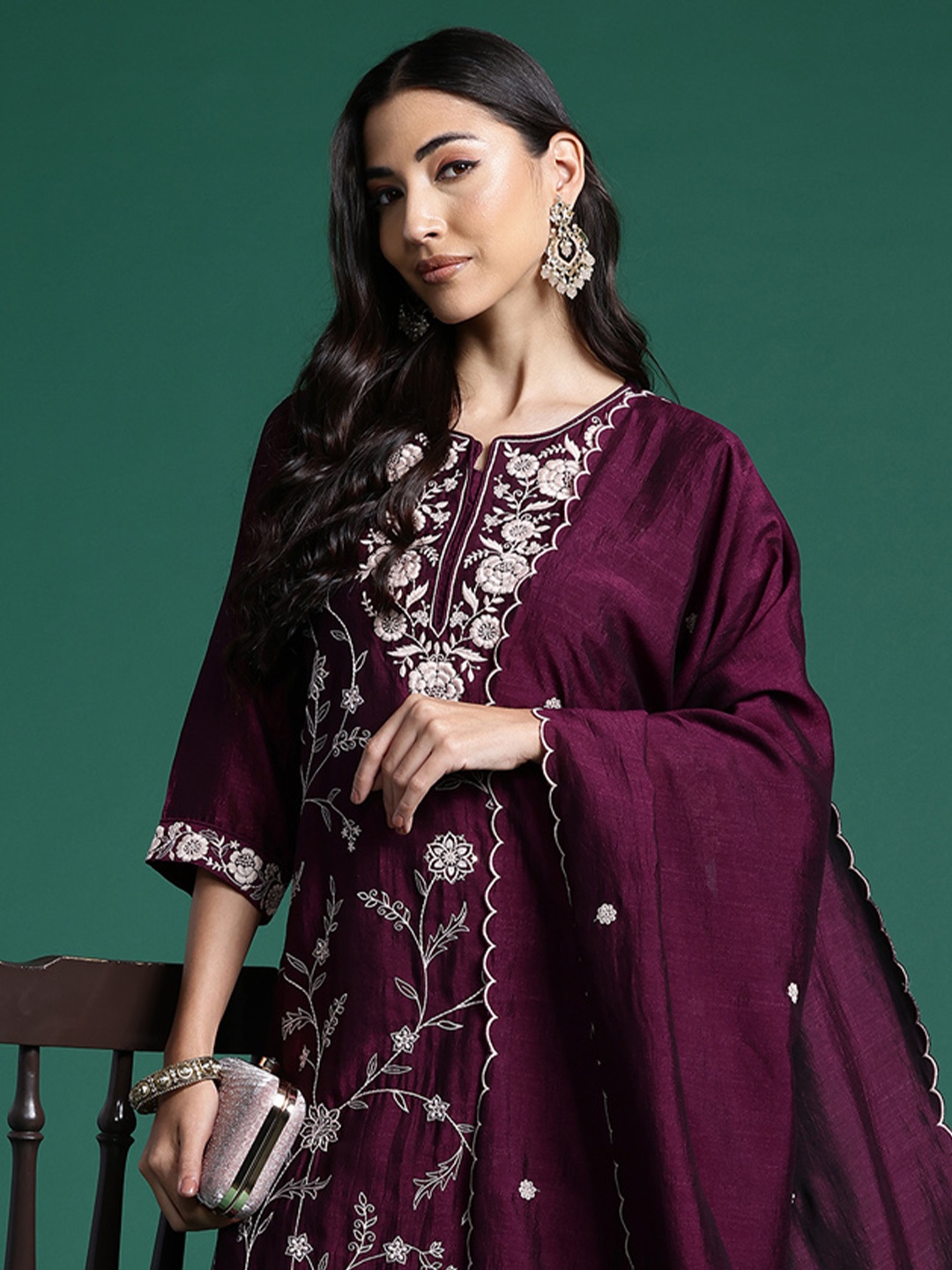

Indo Era Floral Embroidered Sequinned Kurta With Trousers & Dupatta, Burgundy