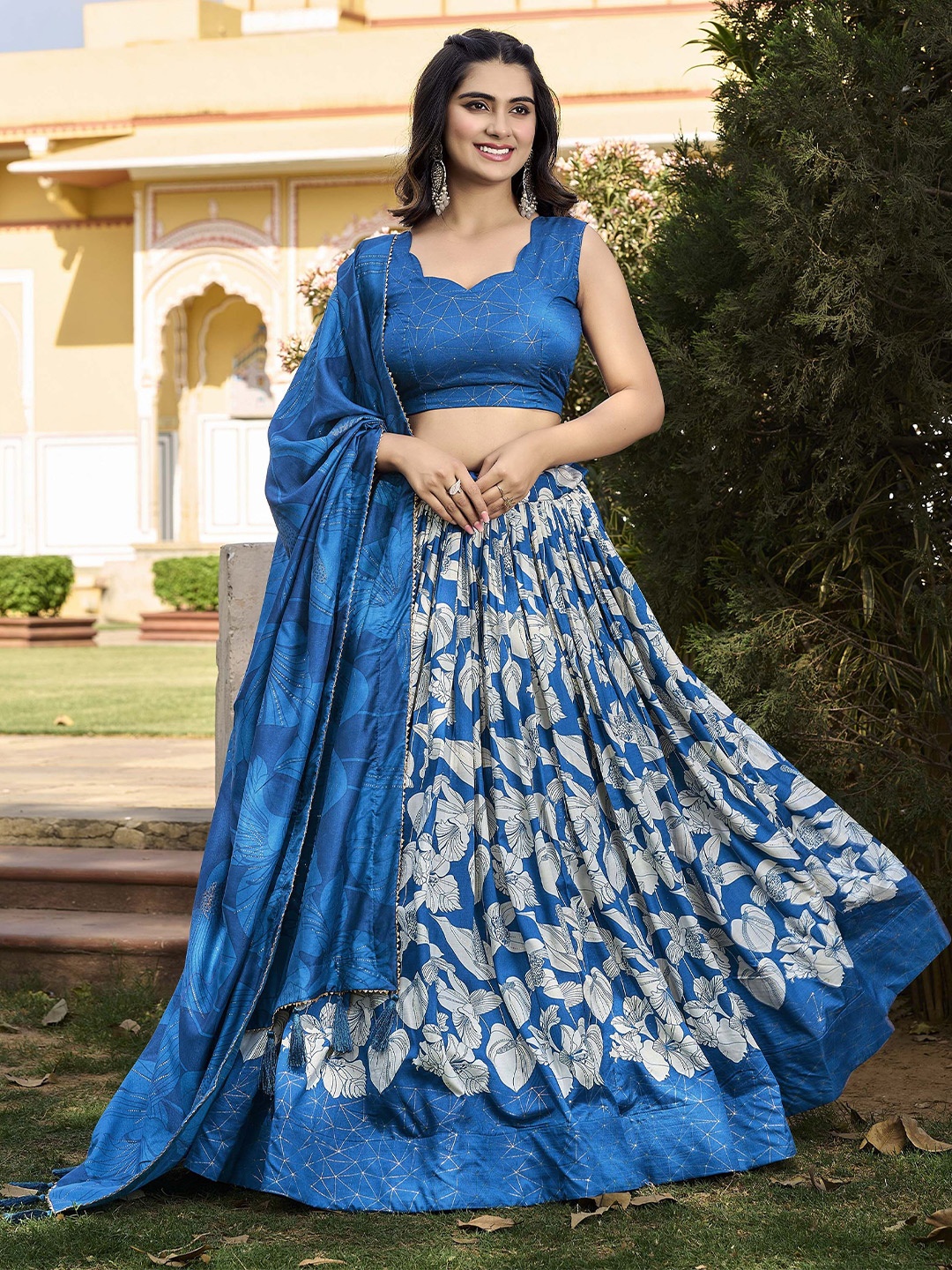LOOKNBOOK ART Foil Printed Ready to Wear Lehenga & Unstitched Blouse With Dupatta, Blue