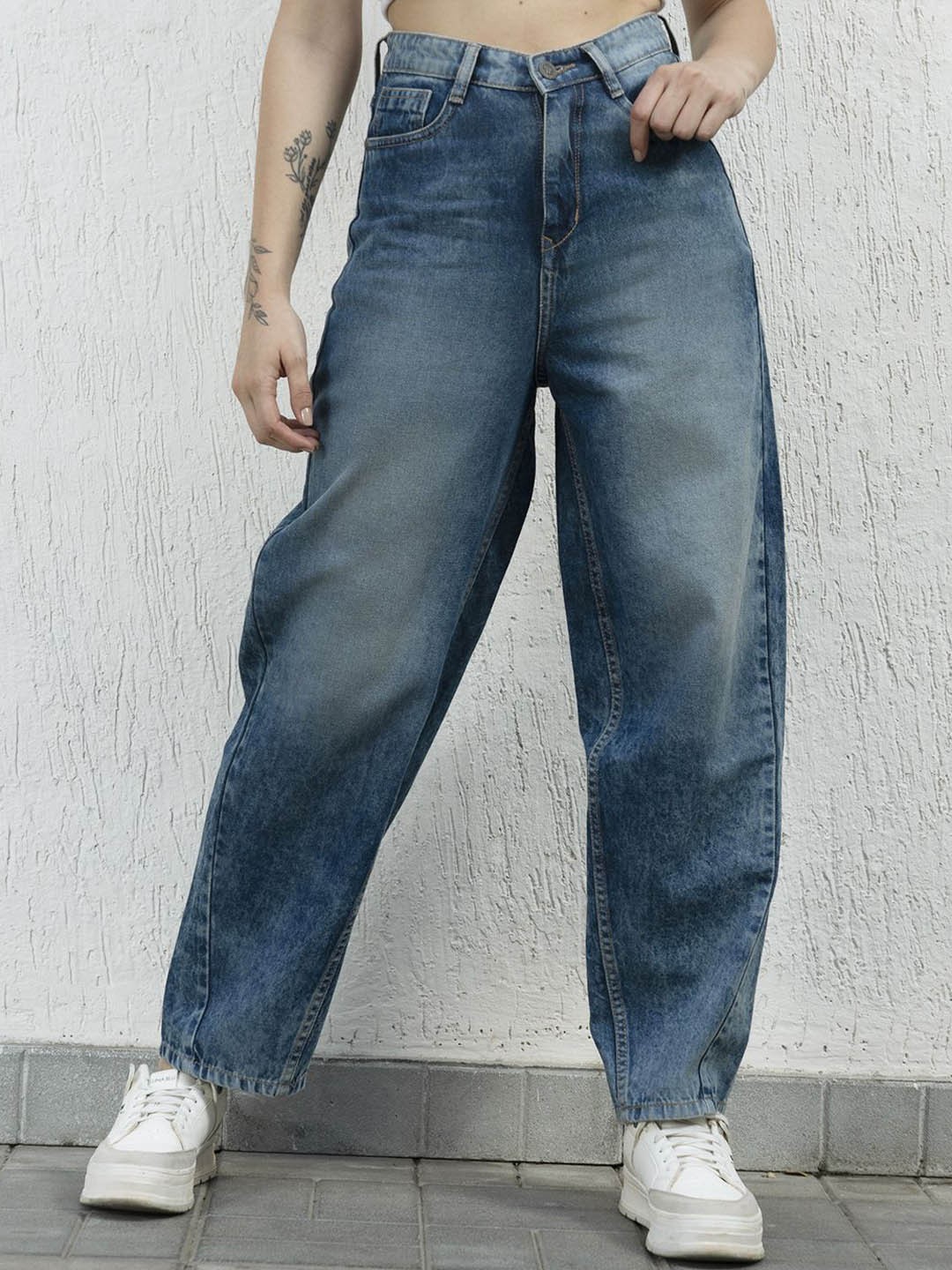 

Hubberholme Women Relaxed Leg Loose Fit High-Rise Mildly Distressed Jeans, Blue