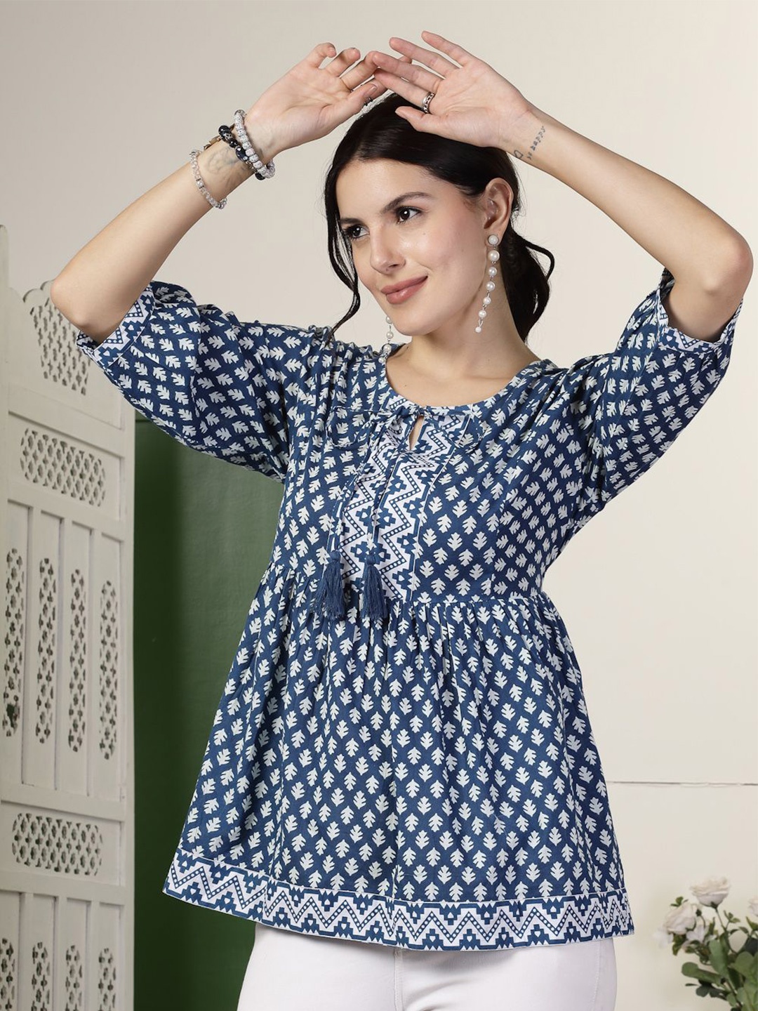 

Stylum Ethnic Motifs Printed Tie-Up Neck Empire Top, Blue