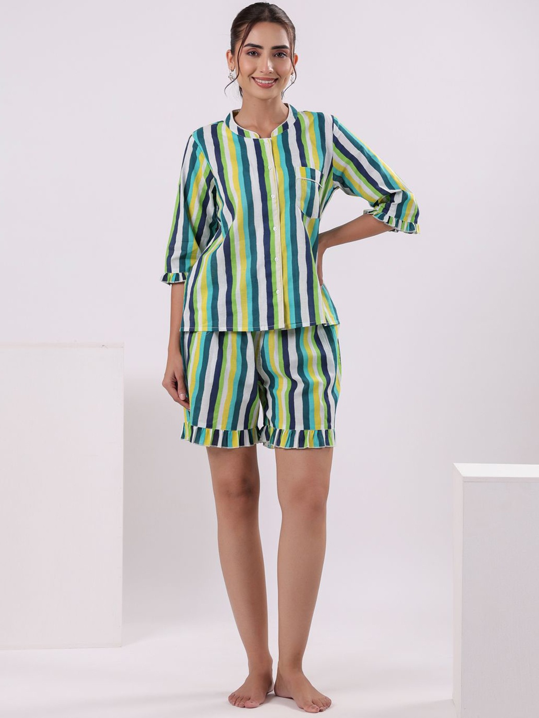 

SANSKRUTIHOMES Women Striped Cotton Night suit, Green