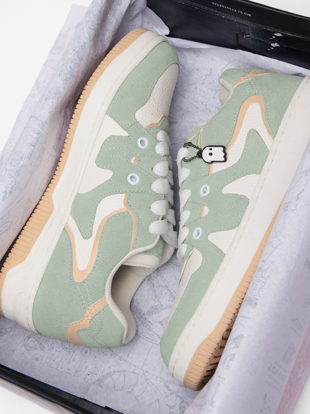 

The Souled Store Urban Blaze Women Colourblocked Suede Sneakers, Olive