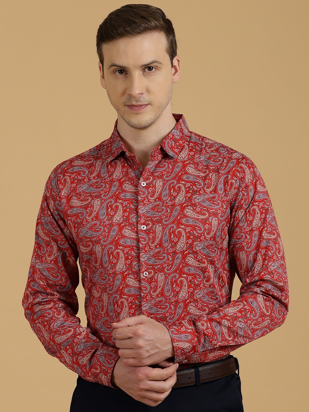 

Gavin Paris Men Classic Ethnic Printed Semiformal Shirt, Red