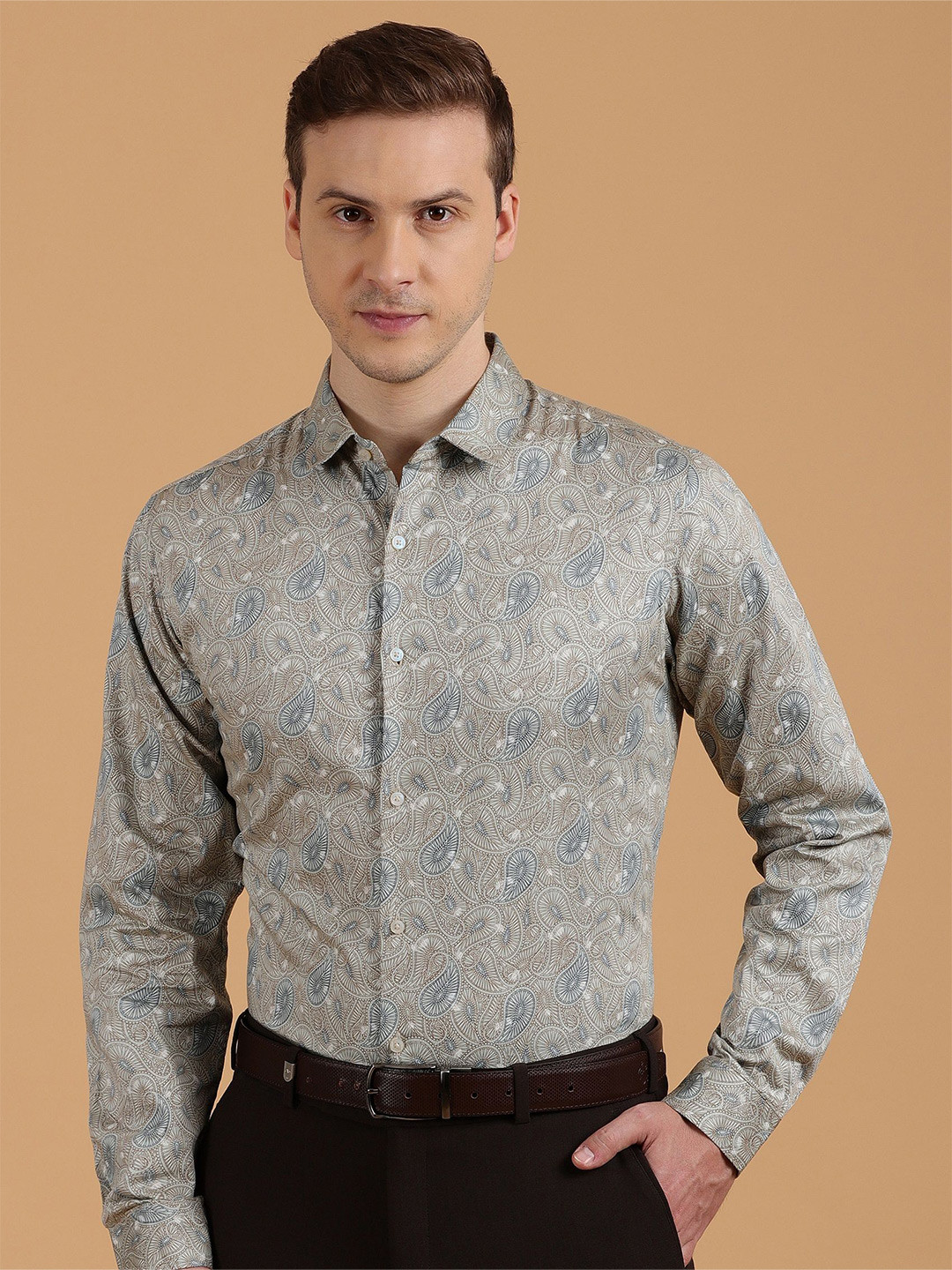 

Gavin Paris Men Classic Ethnic Motifs Printed Spread Collar Semiformal Shirt, Beige
