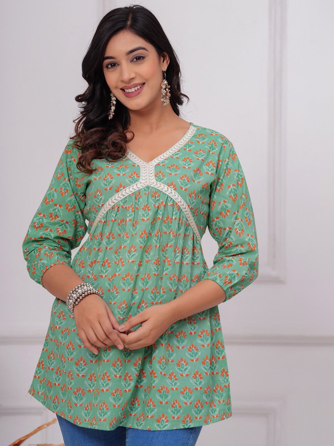 

SARAI CREATIONS Women Printed Three-Quarter Sleeves V-Neck Tunic, Green