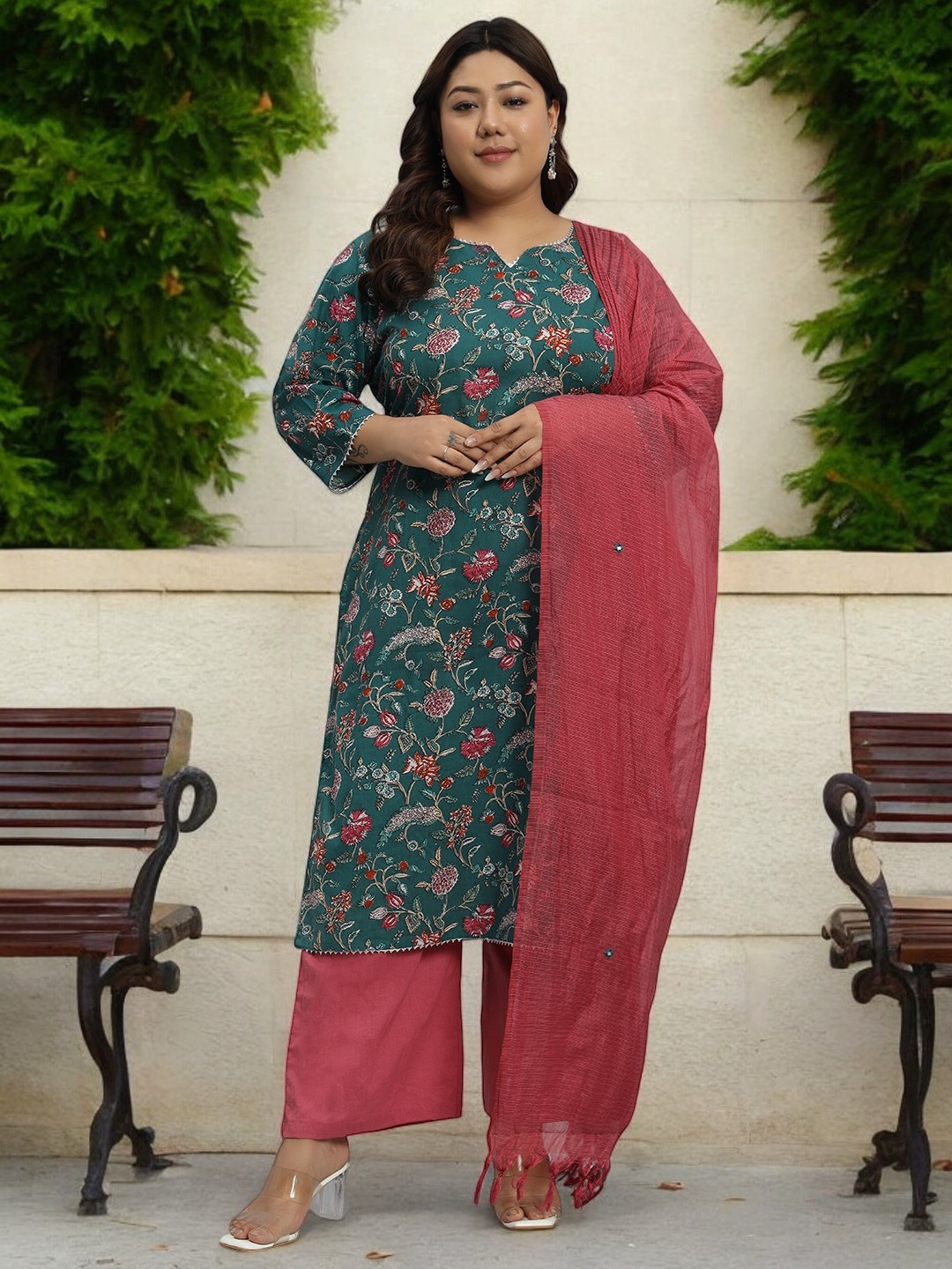 

Azira Plus Size Floral Printed Regular Pure Cotton Straight Kurta With Palazzos & Dupatta, Green