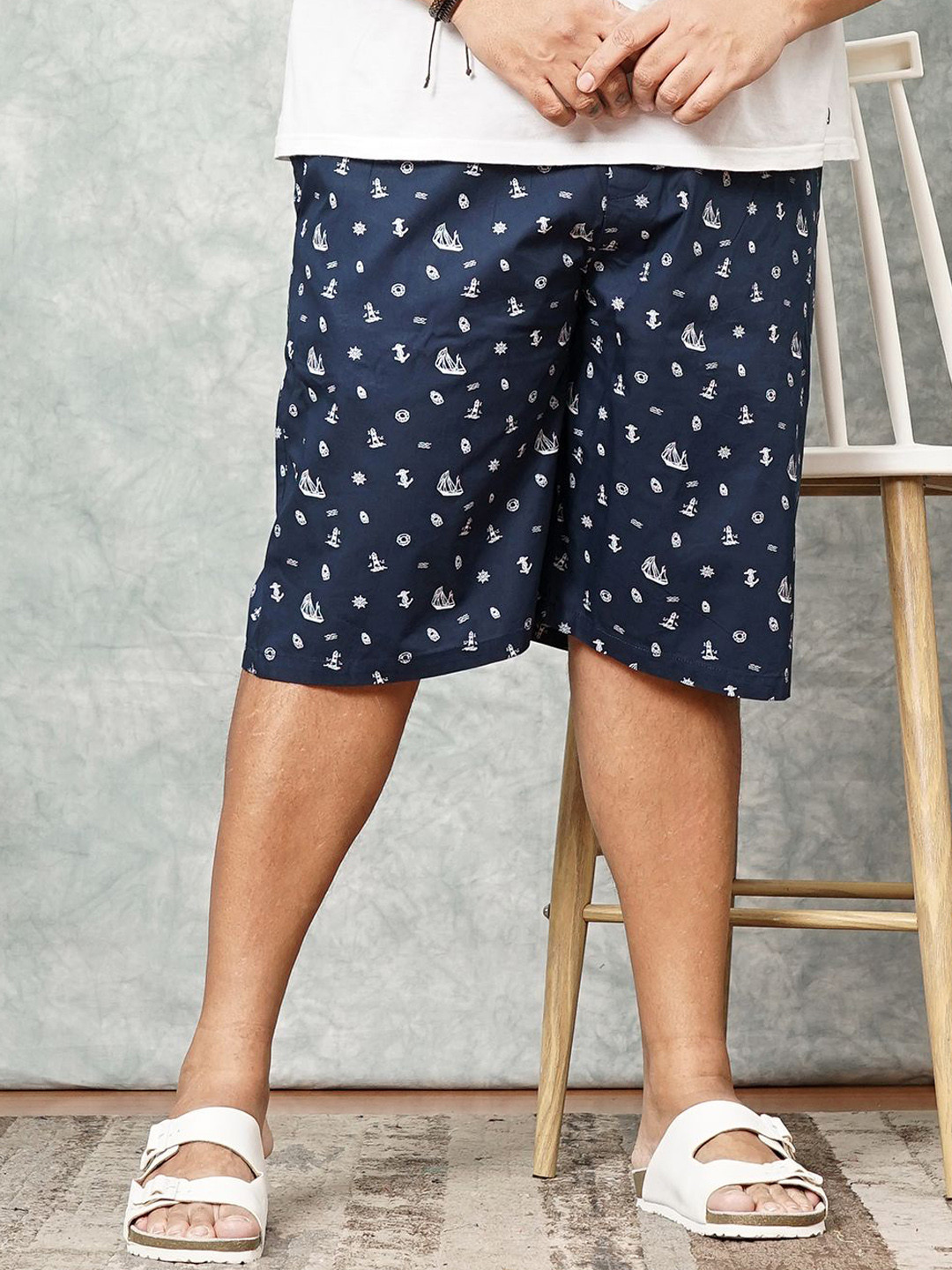 

Hardsoda by The Indian Garage CoPlus Size Men Printed Shorts, Navy blue