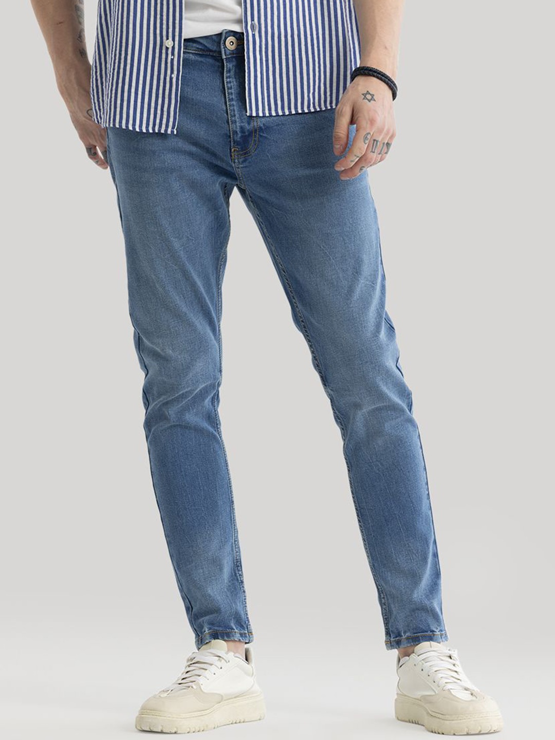 

Snitch Men Narrow Skinny Fit Light Fade Stretchable Jeans, Blue