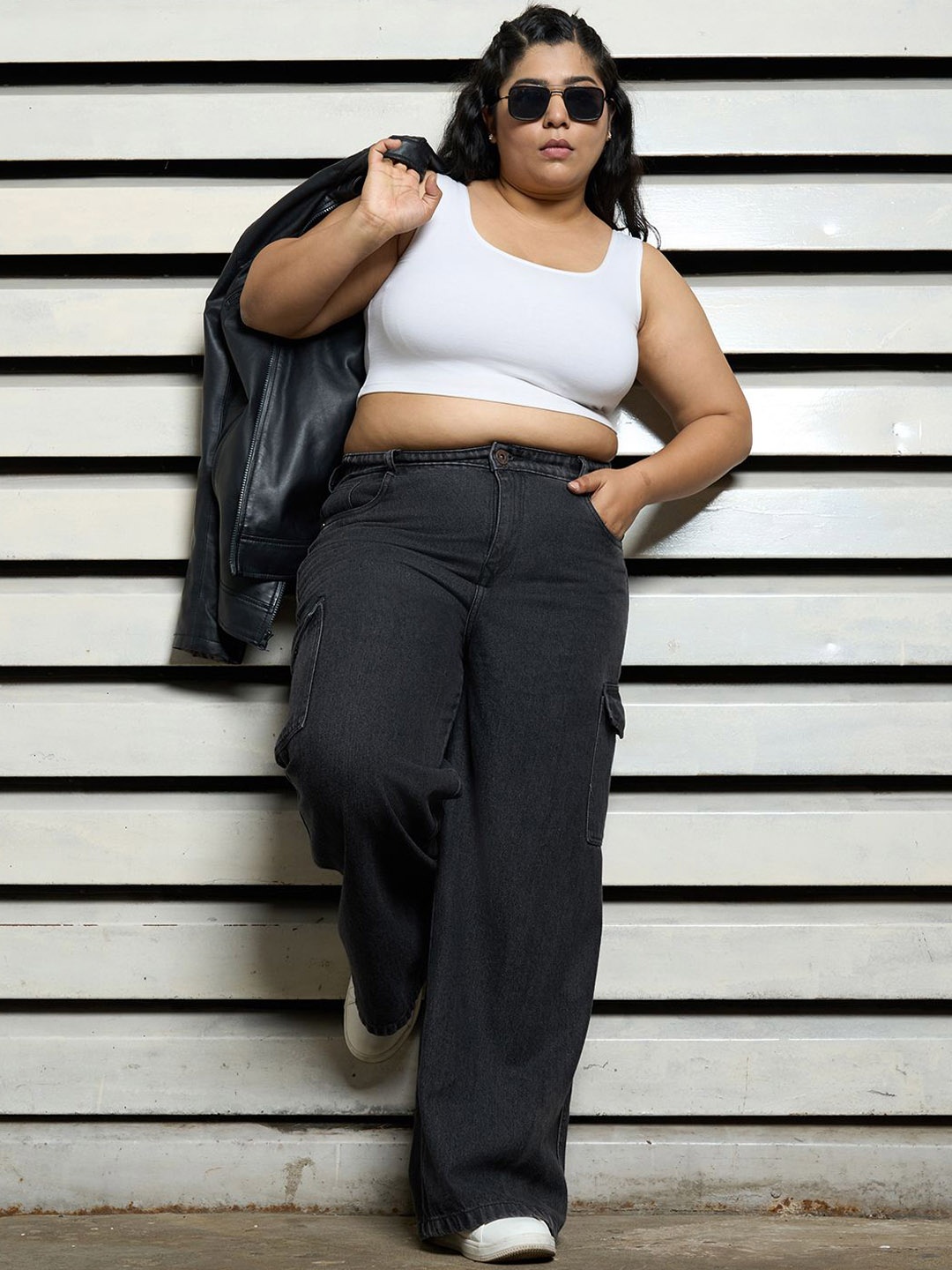 

Freeform by High Star Plus Size Women Wide Leg High-Rise Light Fade Jeans, Black