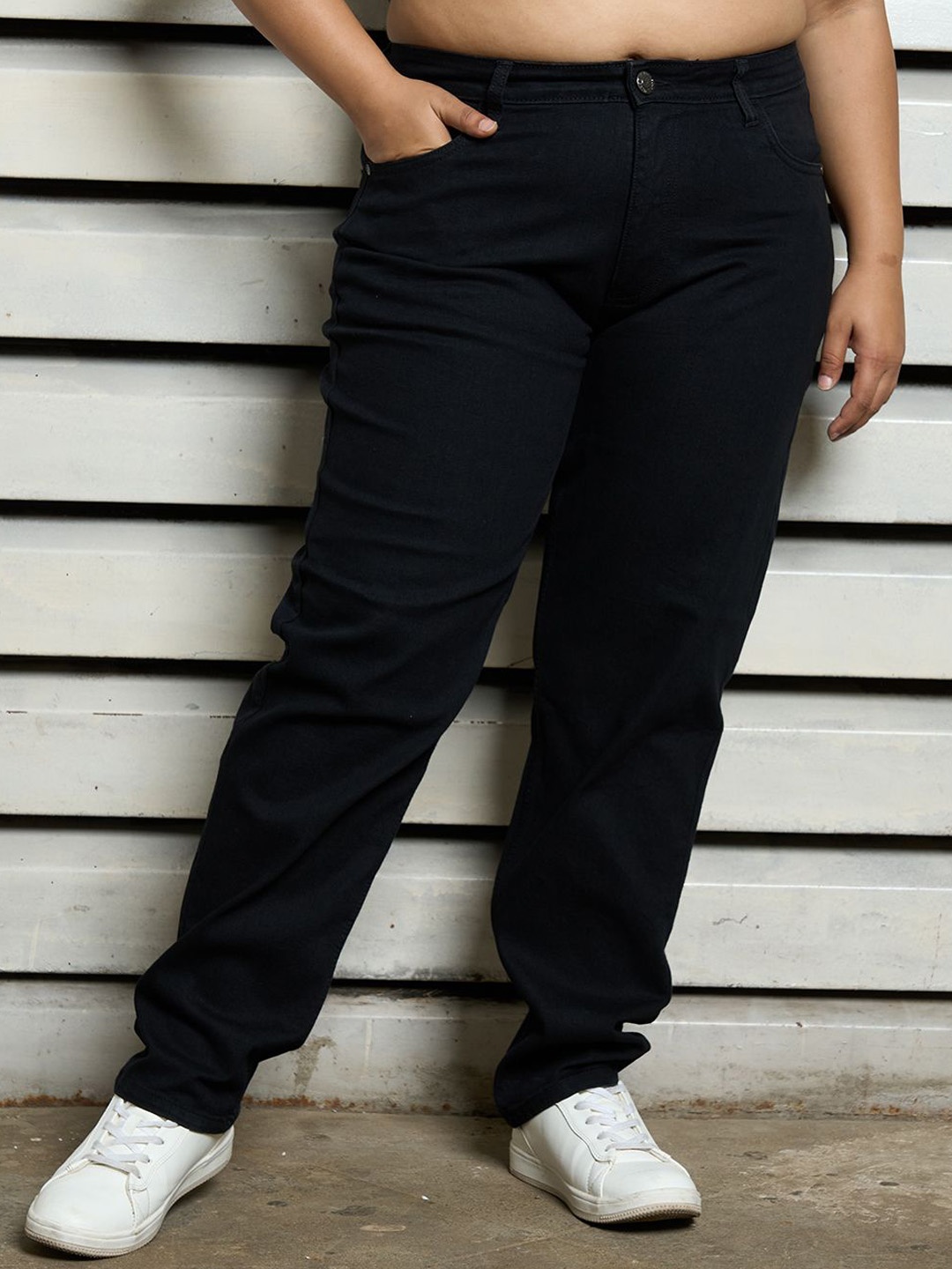 

Freeform by High Star Plus Size Women High-Rise Slim mom Stretchable Jeans, Black