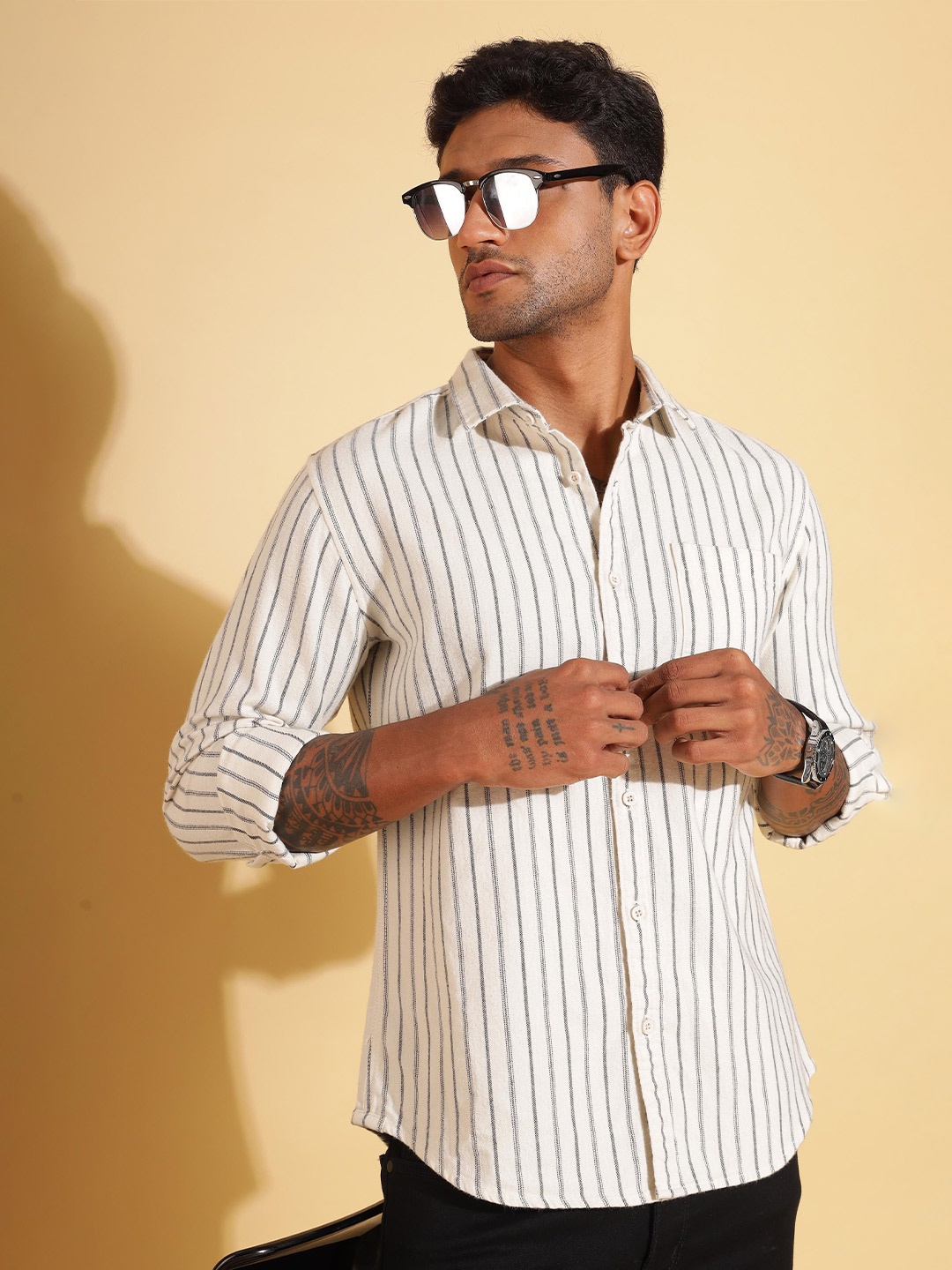 

HERE&NOW Men Striped Slim Fit Opaque Casual Shirt, Off white