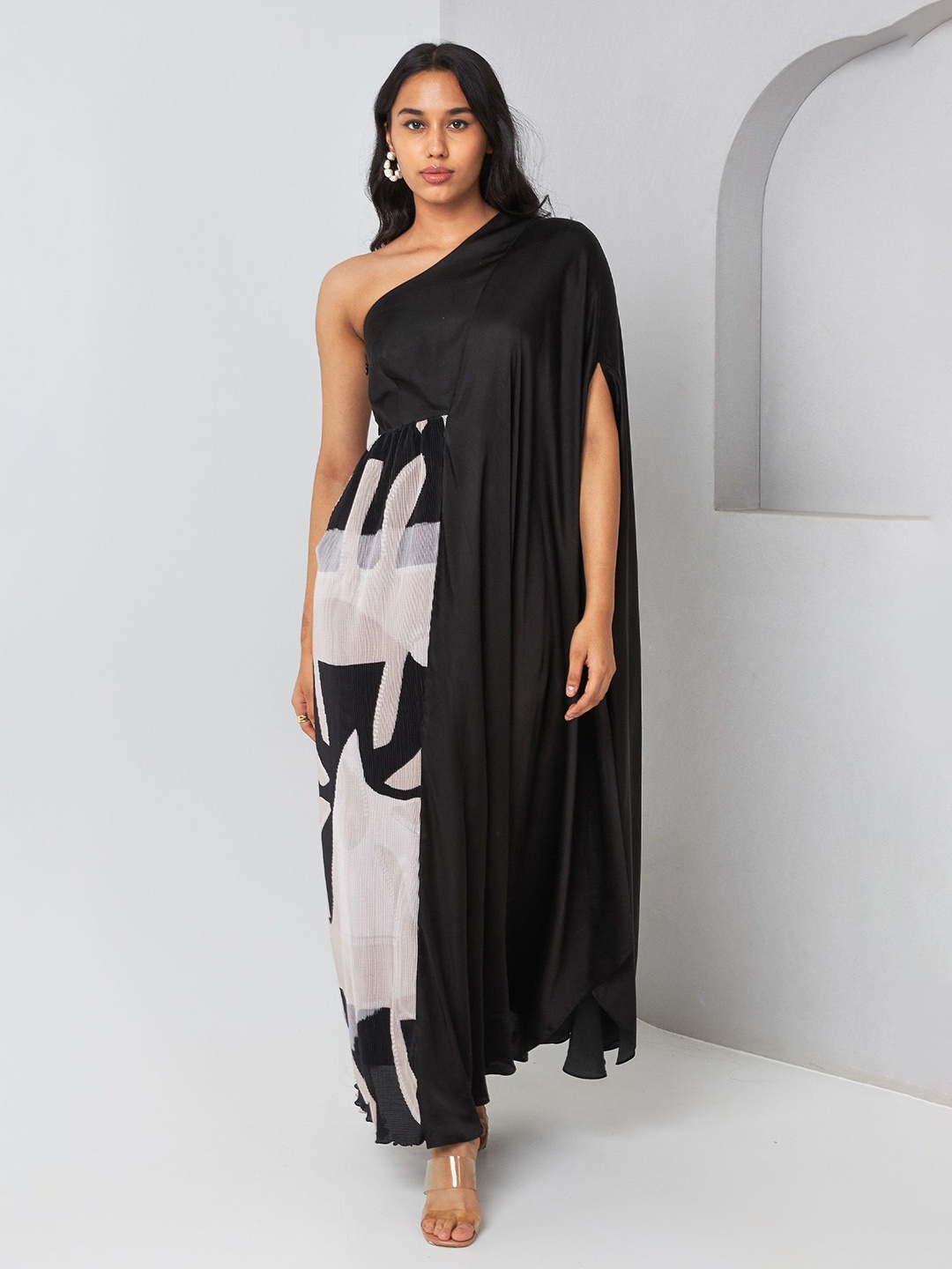 

Vedika M Women Abstract Print Satin One Shoulder Maxi Dress, Black