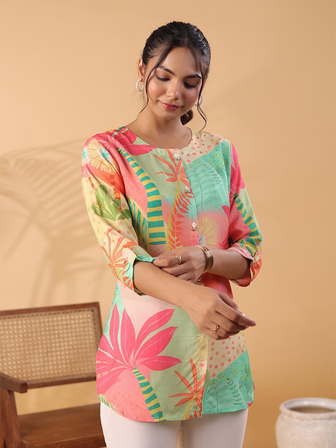 

Kaftanize Women Printed Three-Quarter Sleeves Round Neck Tunic, Pink