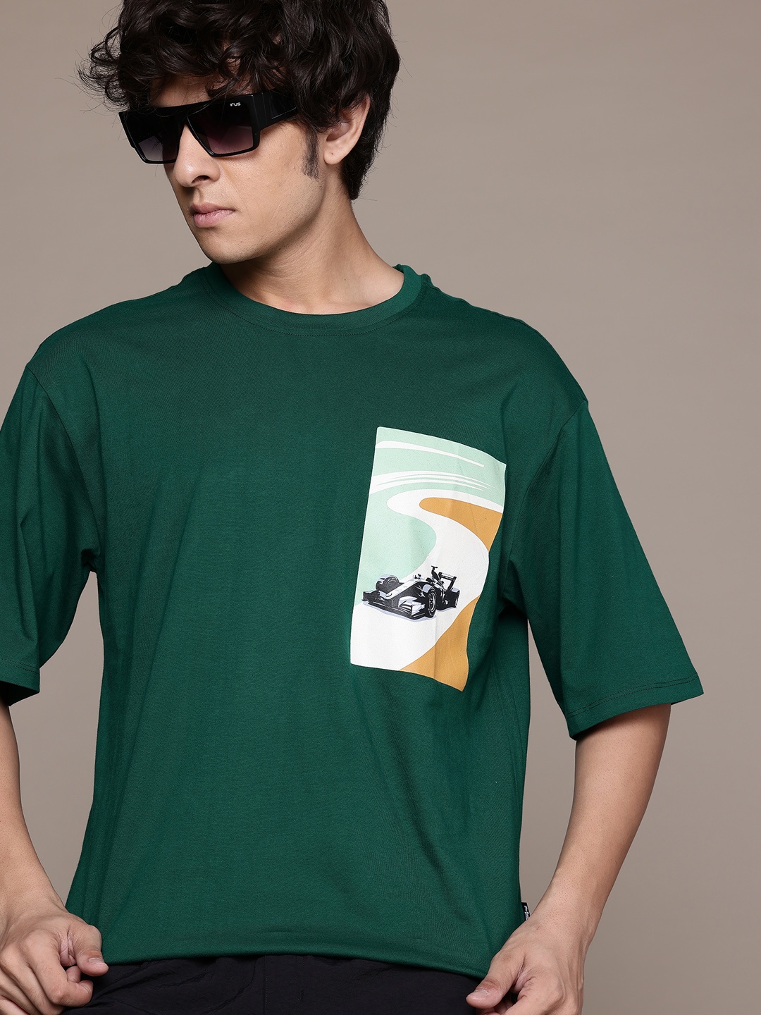 

Roadster The Lifestyle Co. Pure Cotton Graphic Printed T-shirt, Green