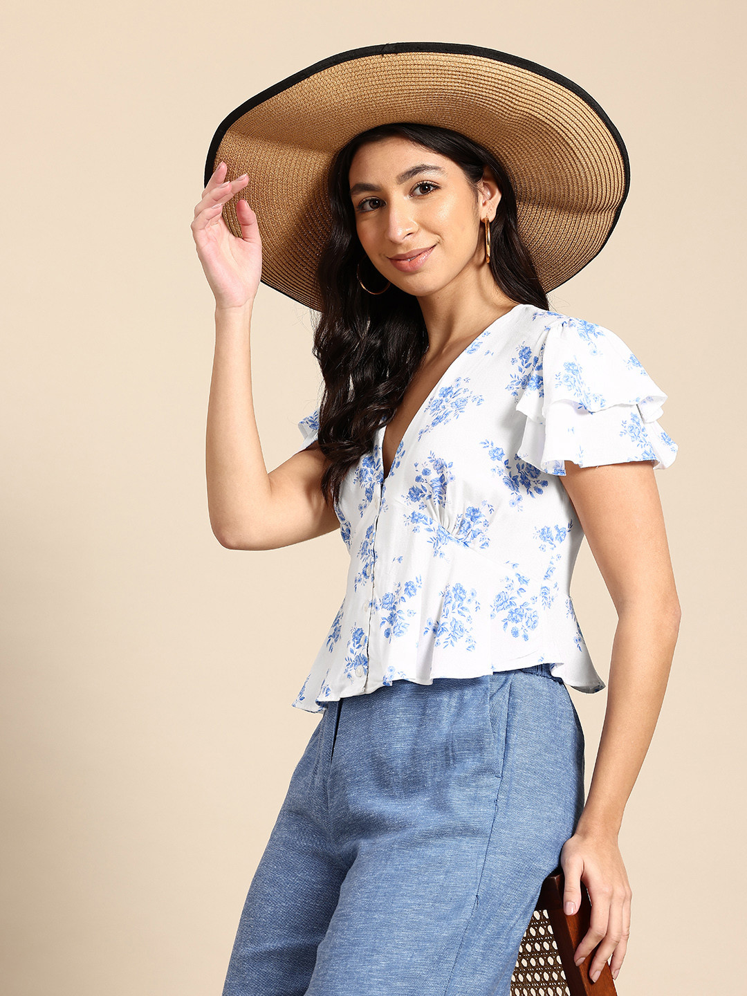 

Mast & Harbour Floral Print Flutter Sleeve Ruffled Empire Top, White