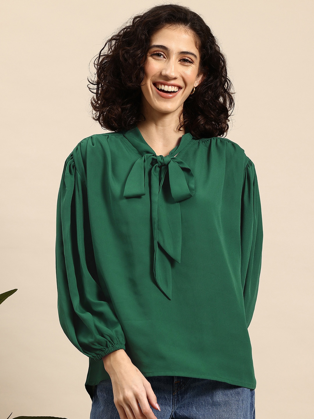 

Mast & Harbour Tie-Up Neck Puff Sleeve Top, Green