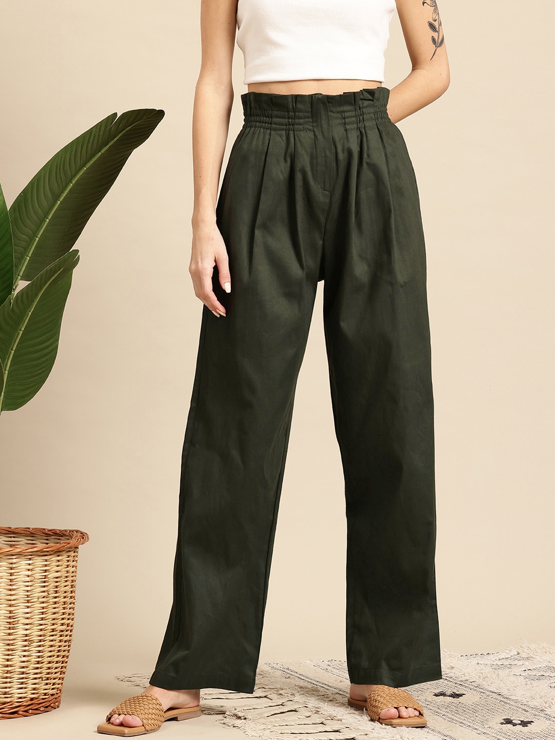 

Mast & Harbour Women High-Rise Pleated Trousers, Olive