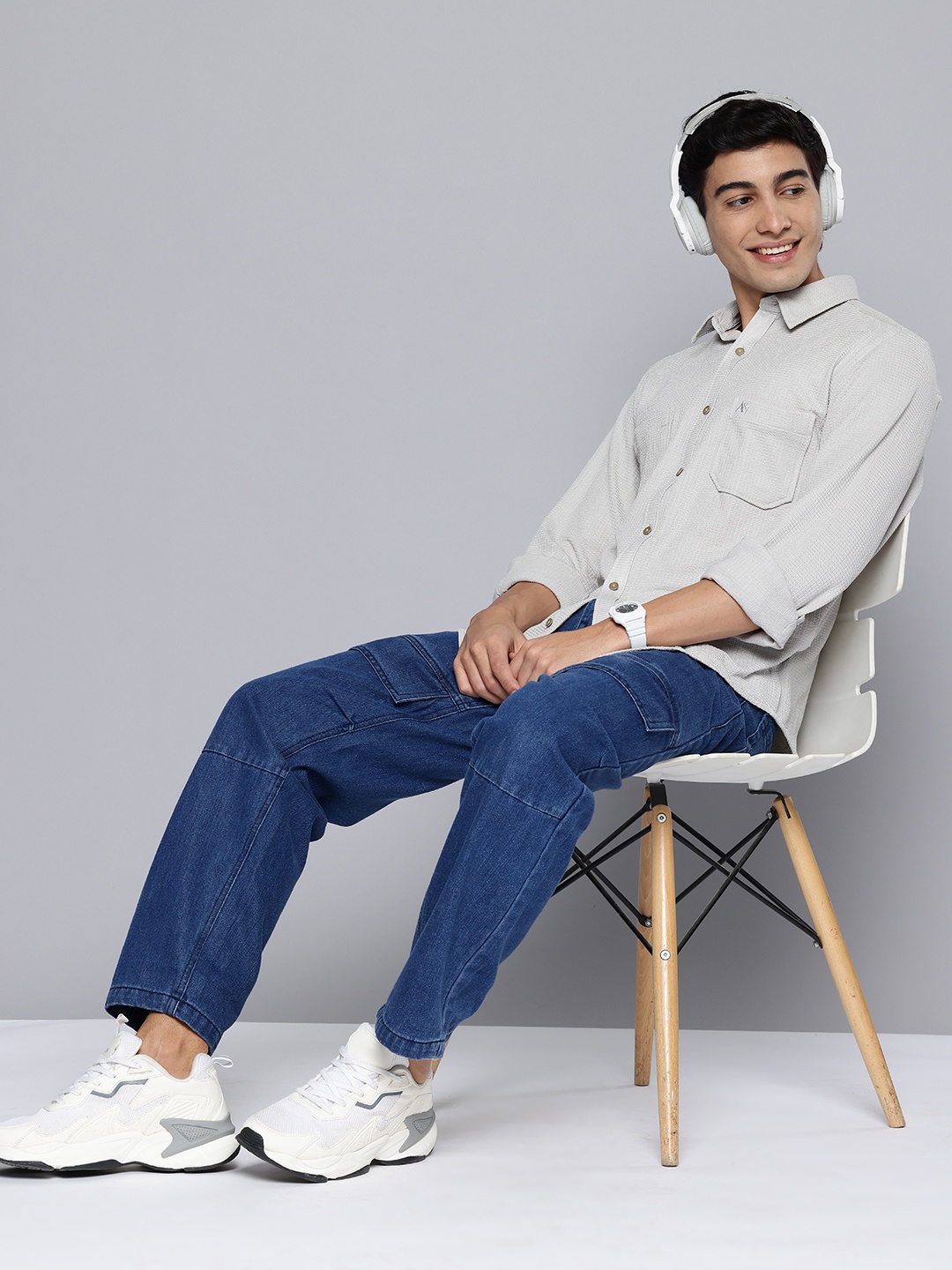 

Aeropostale Men Textured Relaxed Fit Casual Shirt, Grey