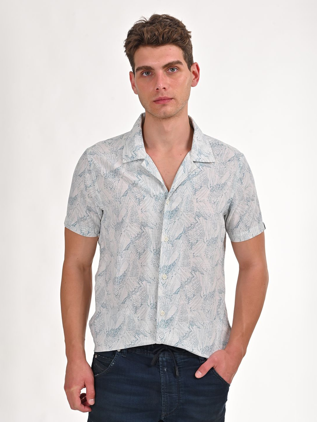 

POE Men Smart Slim Fit Abstract Printed Cotton Casual Shirt, Blue