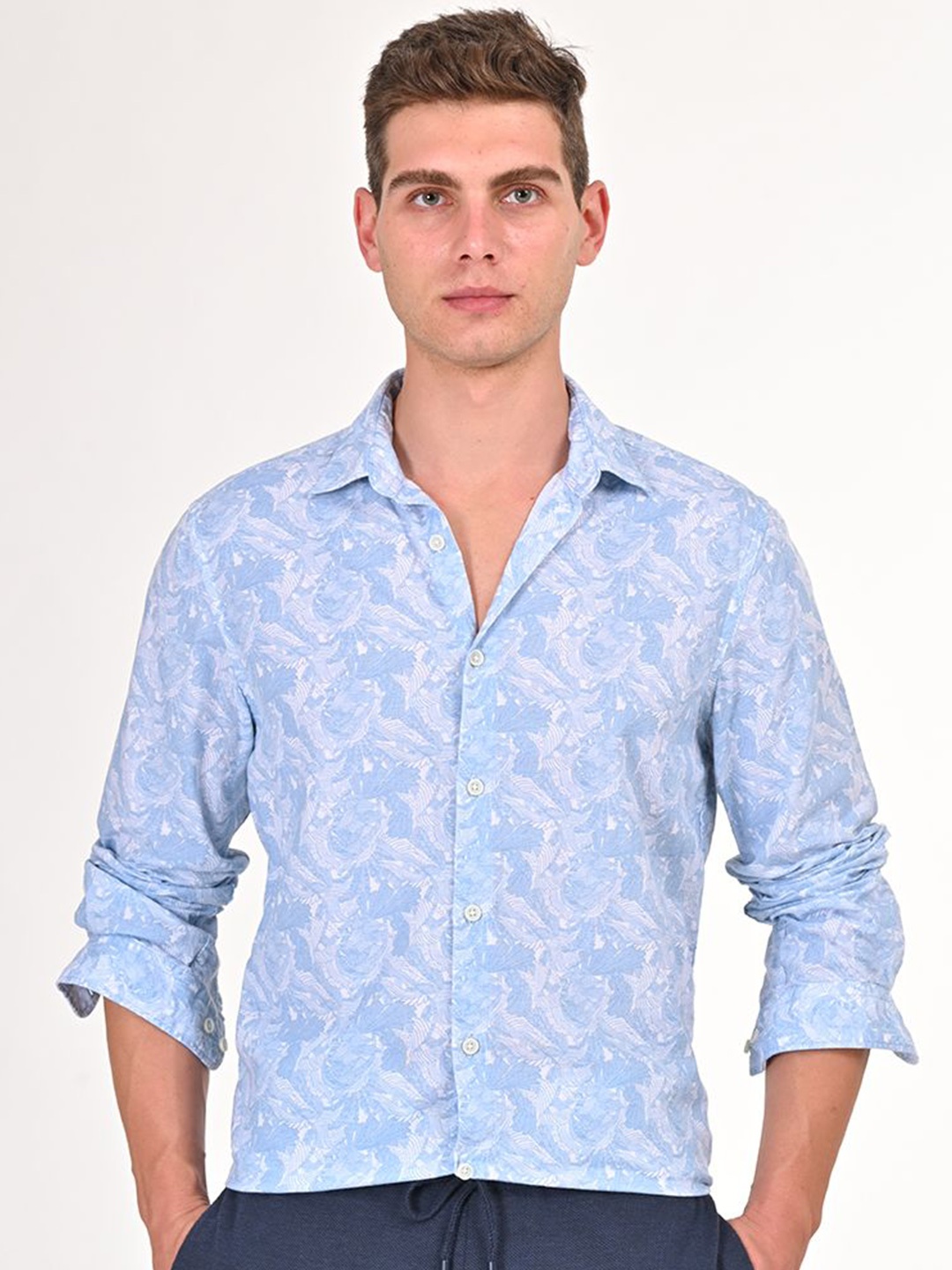 

POE Men Smart Slim Fit Floral Printed Casual Shirt, Blue