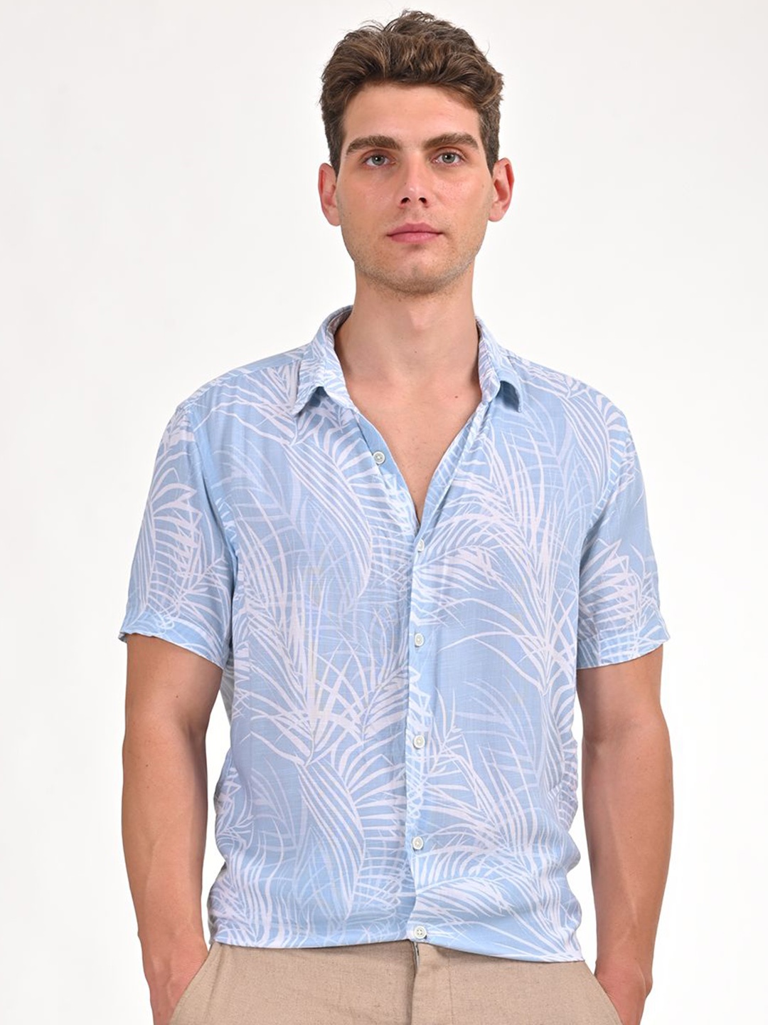 

POE Men Smart Slim Fit Floral Printed Casual Shirt, Blue