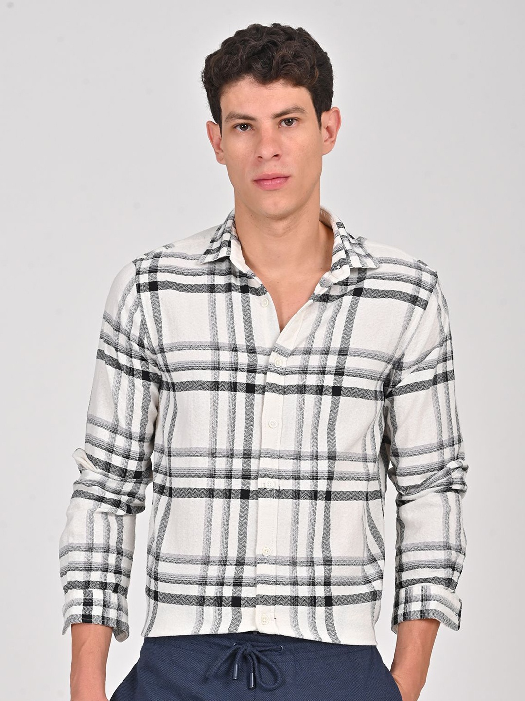 

POE Men Smart Slim Fit Checked Cotton Casual Shirt, Grey