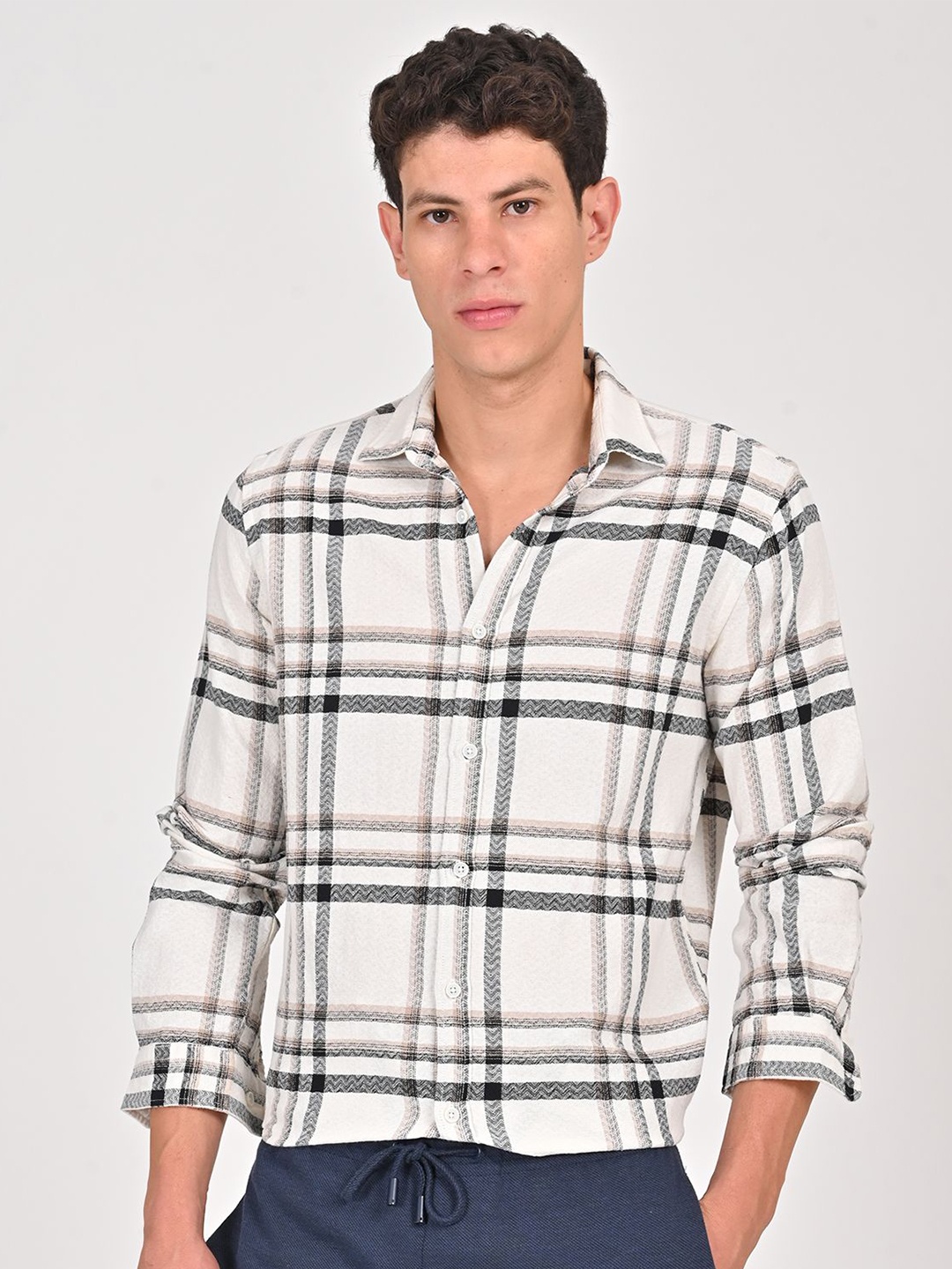 

POE Men Smart Slim Fit Checked Casual Shirt, Beige