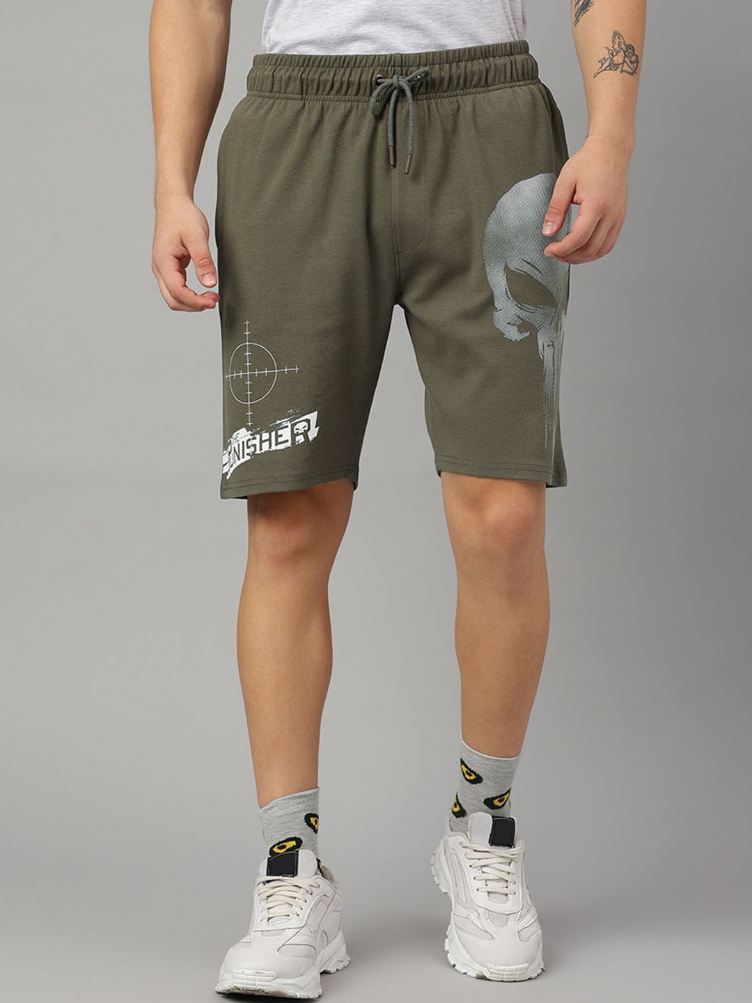 

Free Authority Men Mid-Rise Regular Fit Shorts, Green