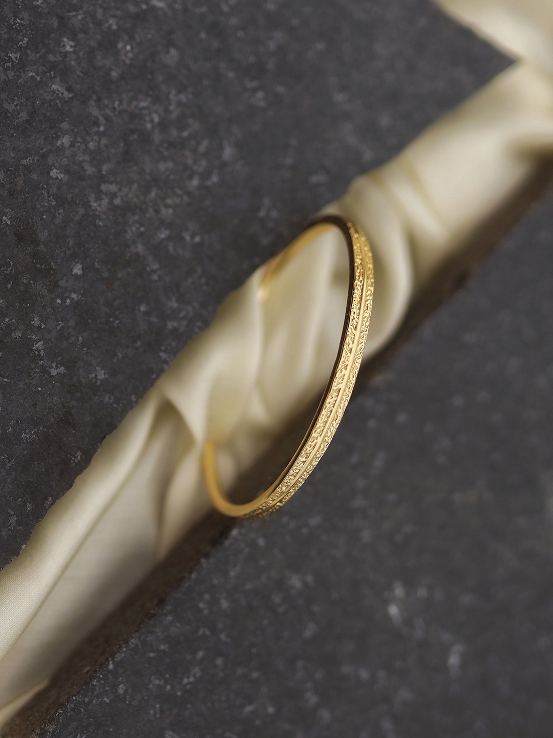 

Perfectly Average Women 18k Gold Plated Jewellery Texture Cuff Bracelet