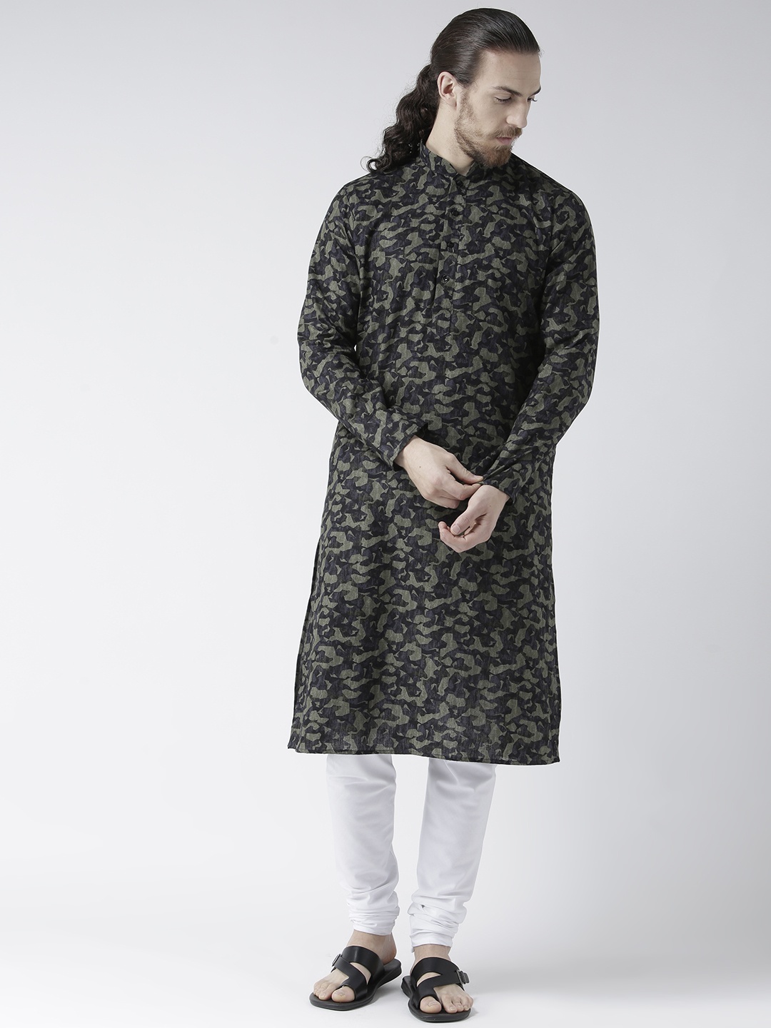 

DEYANN Men Green & Blue Printed Linen Kurta with Cotton Blend Pyjamas