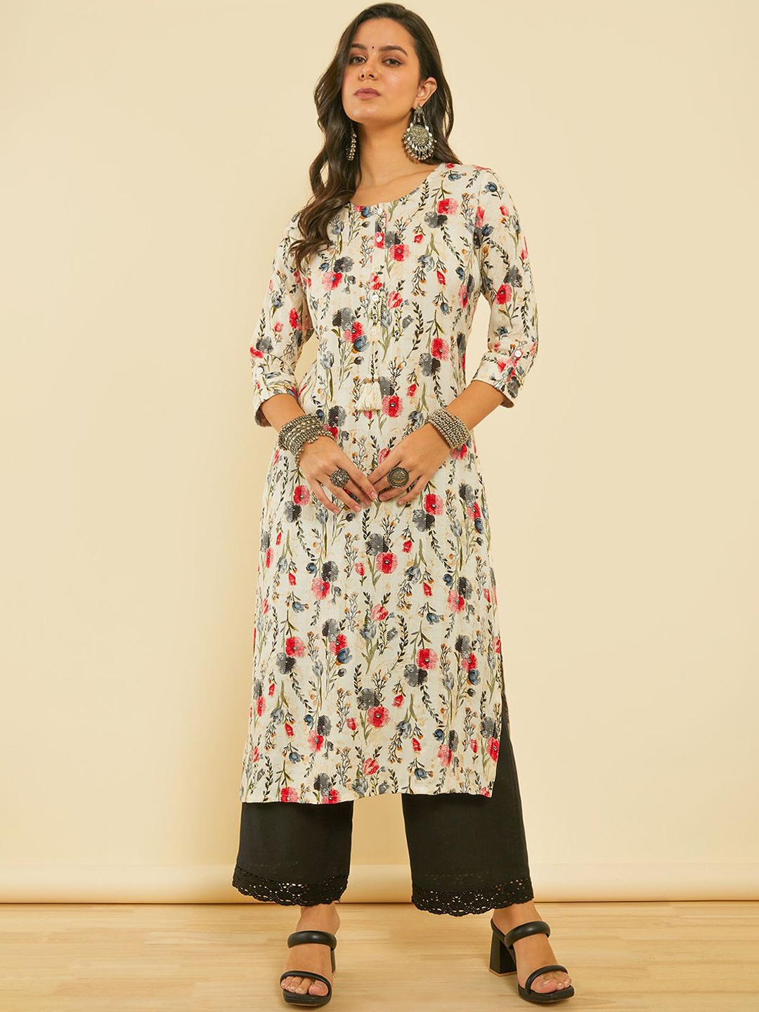 

Soch Round Neck Floral Printed Straight Kurta, Grey