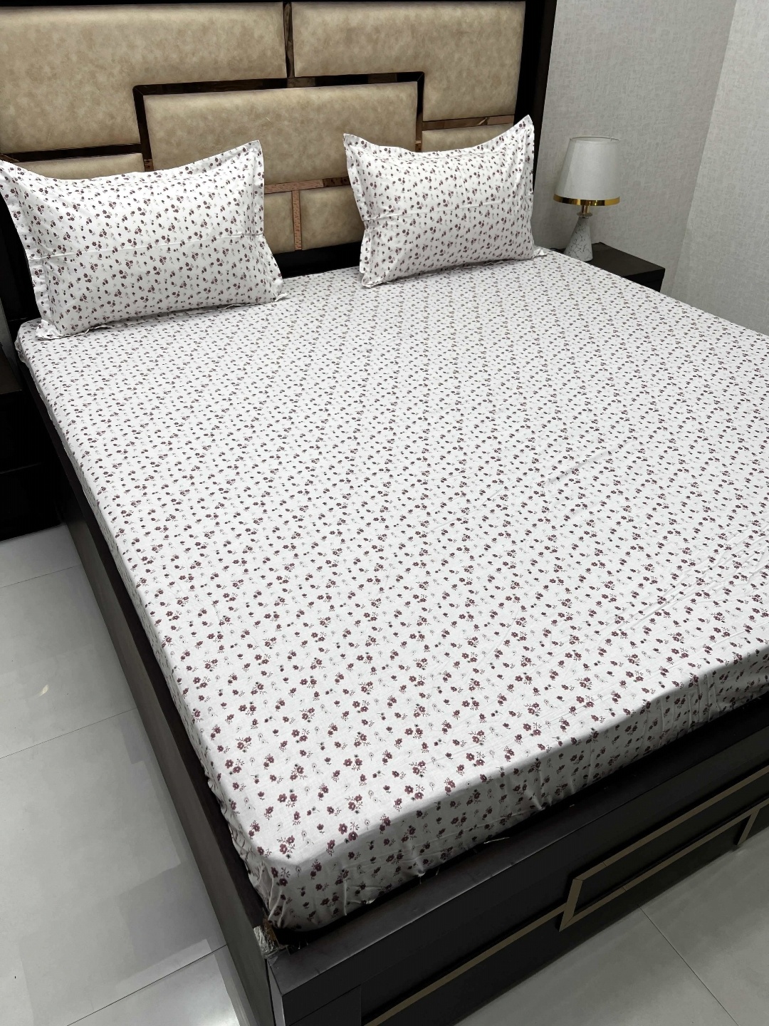 

Pure Decor Cotton King Size Fitted Double Bed Bedsheet With 2 Pillow Covers 6 X 6.3 X 1 ft, White