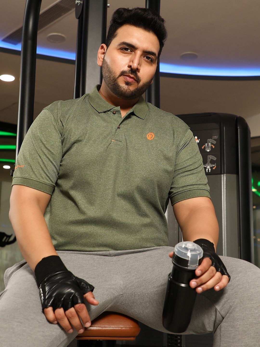 

Instafab Plus Men Solid Polo Collar Relaxed Fit T-shirt, Green